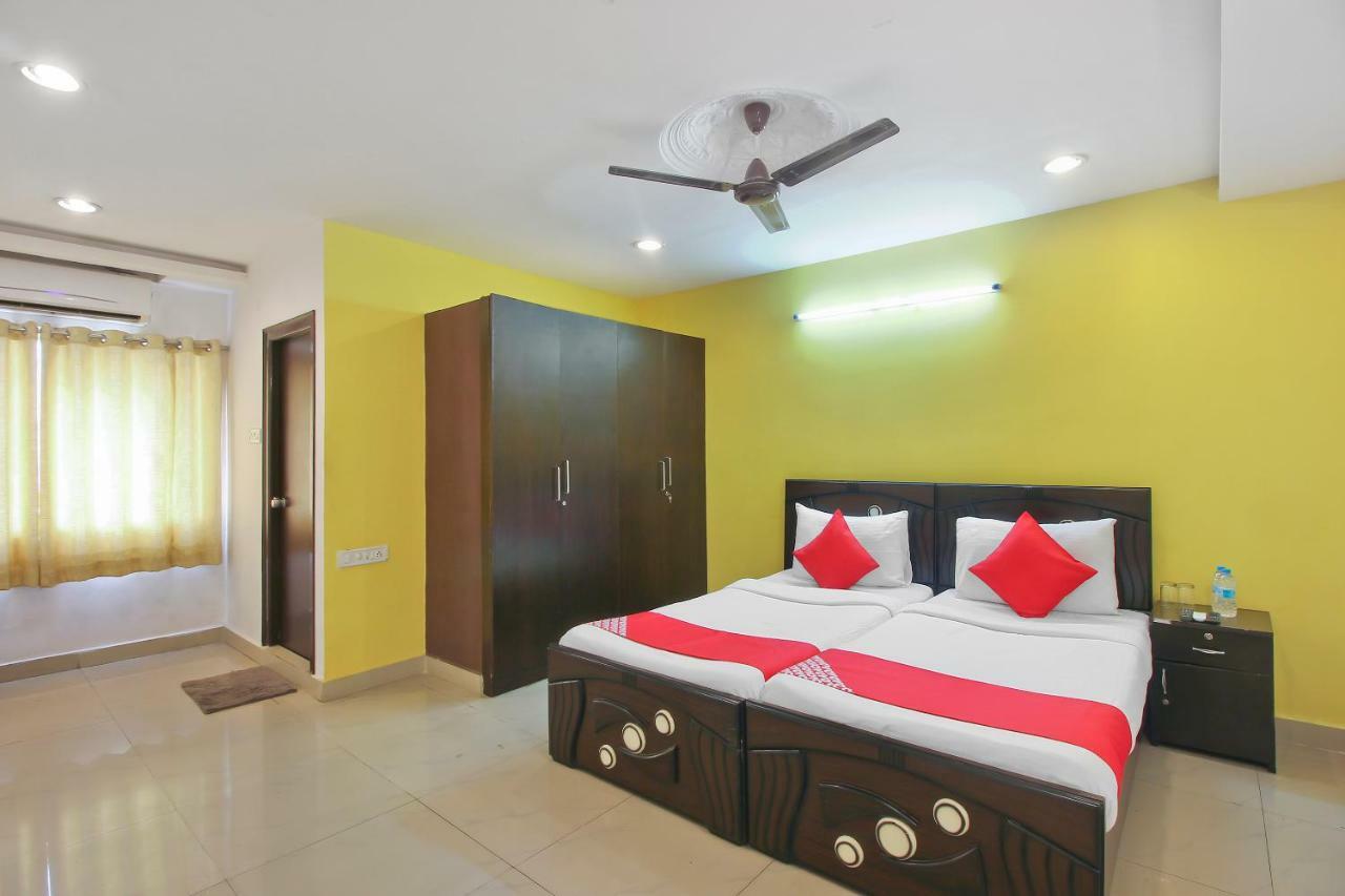 Oyo Flagship 463 Banjara Hills Hotel Haiderabad Buitenkant foto
