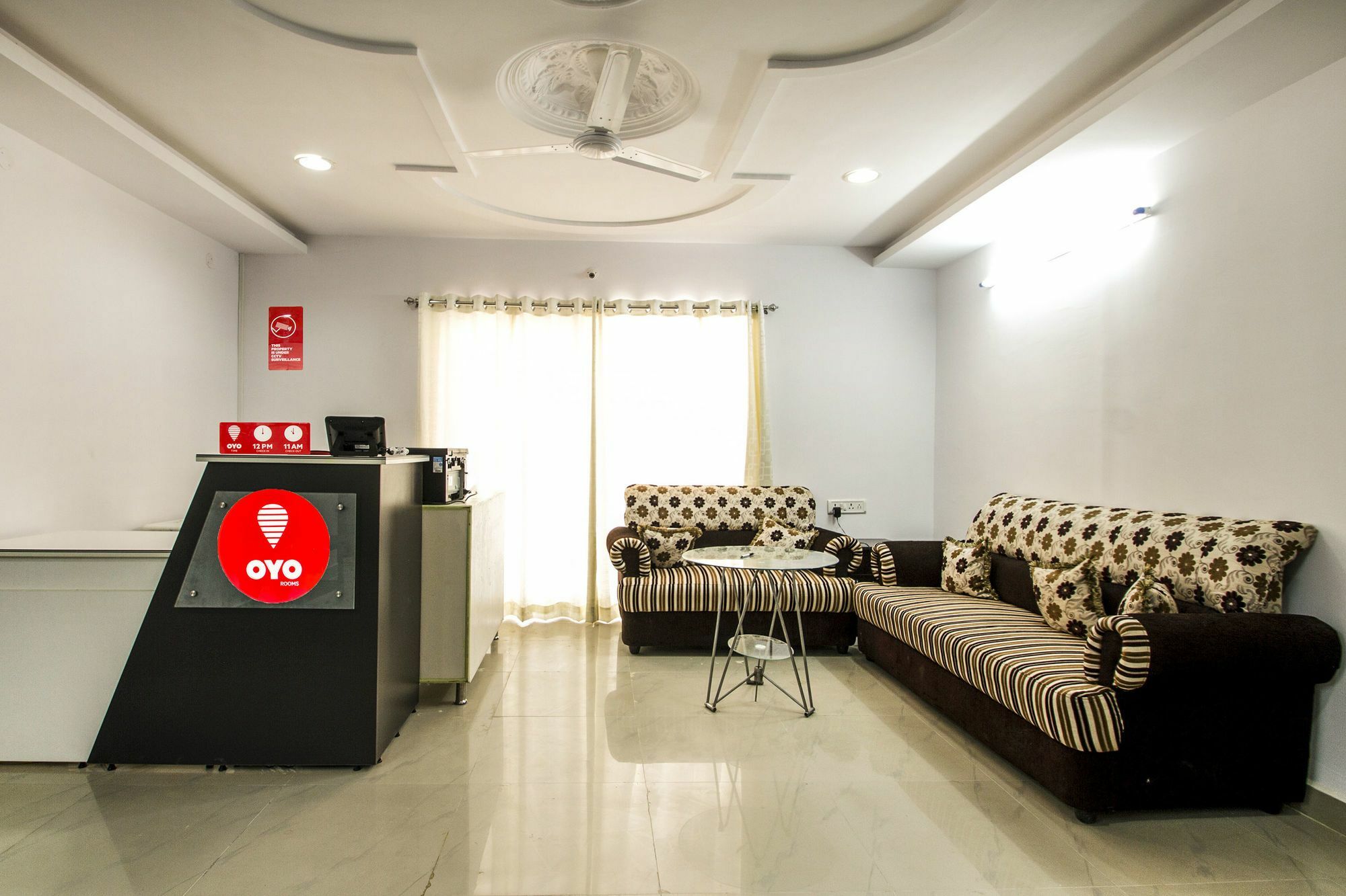 Oyo Flagship 463 Banjara Hills Hotel Haiderabad Buitenkant foto