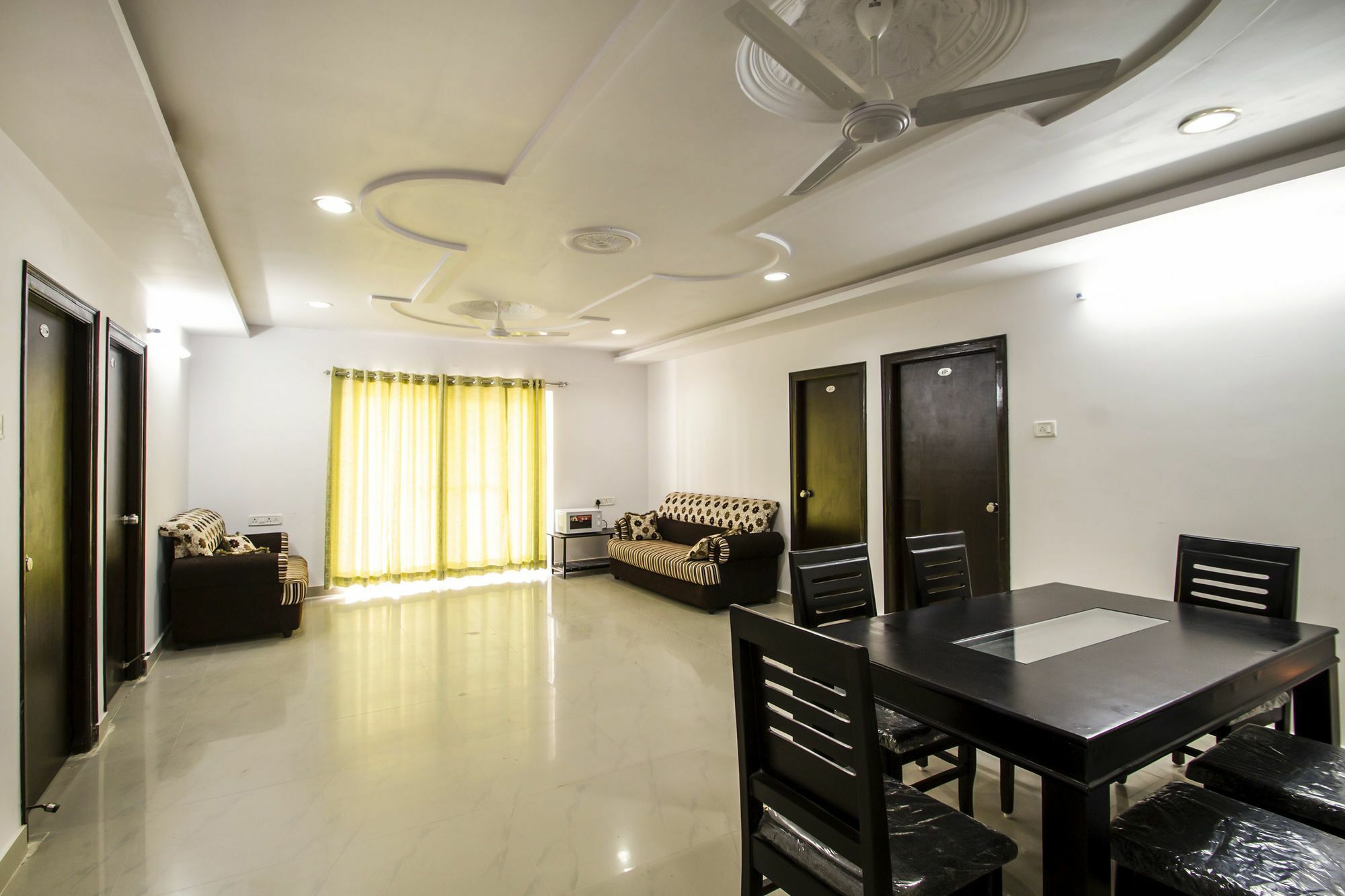 Oyo Flagship 463 Banjara Hills Hotel Haiderabad Buitenkant foto