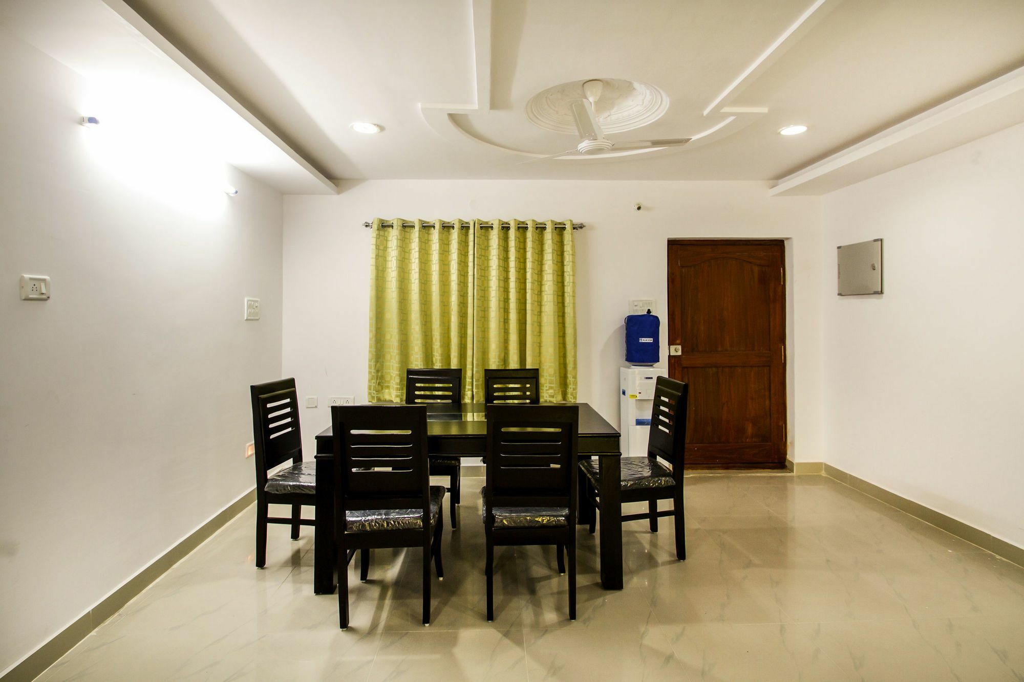 Oyo Flagship 463 Banjara Hills Hotel Haiderabad Buitenkant foto